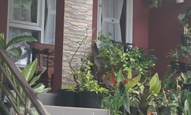 RUMAH NYAMAN MINIMALIS 2 LANTAI SIAP HUNI DI KOLONEL MASTURI CIMAHI
