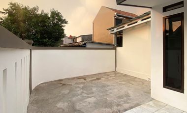 RUMAH ASRI MINIMALIS NYAMAN DEKAT TOL SIAP HUNI DI BATUJAJAR CIMAREME PADALARANG BANDUNG