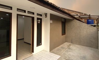 RUMAH ASRI MINIMALIS NYAMAN DEKAT TOL SIAP HUNI DI BATUJAJAR CIMAREME PADALARANG BANDUNG