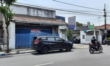 Rumah Usaha Jl. Trunojoyo Bangkalan Madura
