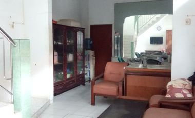 Rumah Usaha Jl. Trunojoyo Bangkalan Madura
