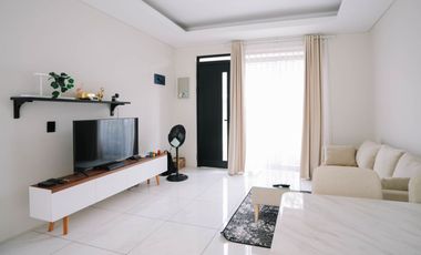 RUMAH KEREN MINIMALIS MODERN 2 LANTAI FULL FURNISHED DEKAT IKEA, SEKOLAH BAIS, CBCS, RUMAH SAKIT, TEMPAT KULINER DI TATAR TARUBHAWANA KBP