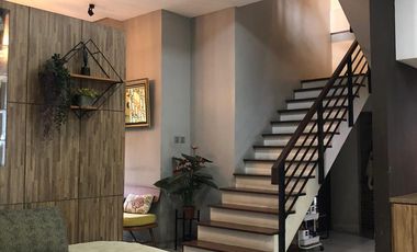 Disewakan Rumah Modern Strategis Uk 21x7,5 4BR Matraman Jakarta Timur