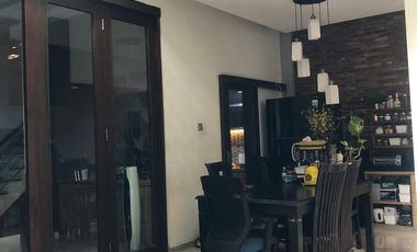 Disewakan Rumah Modern Strategis Uk 21x7,5 4BR Matraman Jakarta Timur