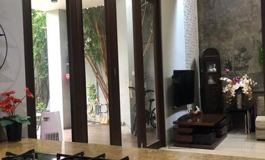 Disewakan Rumah Modern Strategis Uk 21x7,5 4BR Matraman Jakarta Timur