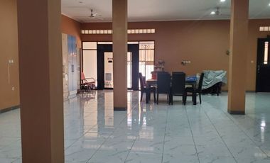 Rumah Mewah Puri Gardena Jakarta Barat LT 275 LB 700 – Garasi 10 Mobil, Bangunan Baru