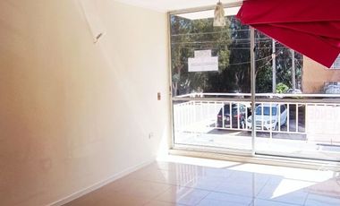 Vendo departamento de tres dormitorios en Estacion  de metro Valencia