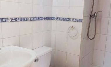 Vendo departamento de tres dormitorios en Estacion  de metro Valencia