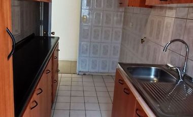Vendo departamento de tres dormitorios en Estacion  de metro Valencia