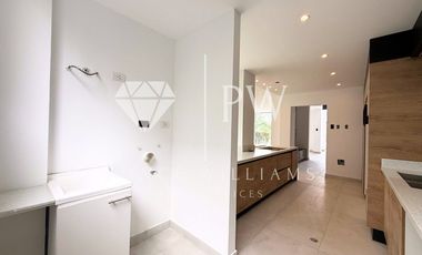 CASA EN VENTA TUMBACO