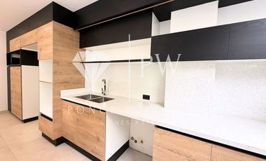 CASA EN VENTA TUMBACO