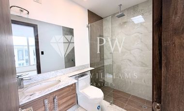 CASA EN VENTA TUMBACO