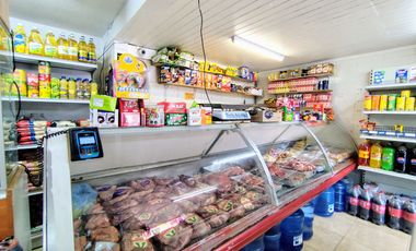 Casa y Minimarket, Valle Nevado, San Bernardo