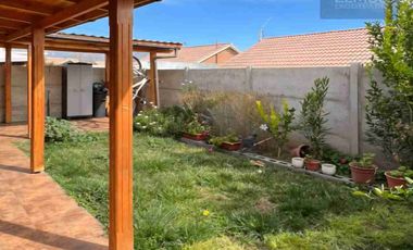 SE VENDE HERMOSA CASA EN BARRIO ORIENTE, LOS ANDES