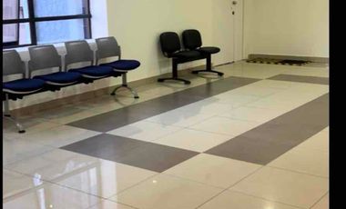 se arrienda consulta médica! ubicación estratégica