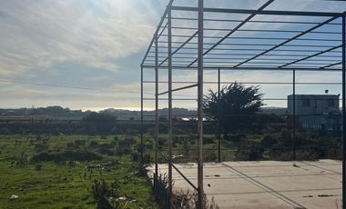 OPORTUNIDAD Terreno con Galpón al costado de Ruta 5 Norte, Pichidangui.