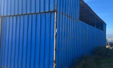 OPORTUNIDAD Terreno con Galpón al costado de Ruta 5 Norte, Pichidangui.