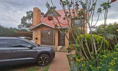 VENTA HERMOSA CASA VIA COTA CUNDINAMARCA COLOMBIA.