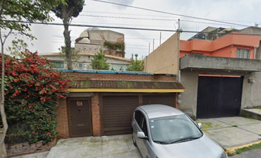 VENTA DE CASA EN XOCHIMILCO, ESTADO DE MÉXICO.