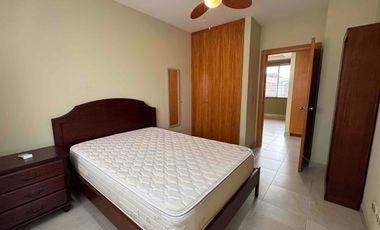 Se alquila casa amoblada 4 habit en Las Riberas • Km 1.5 Vía a Samborondón