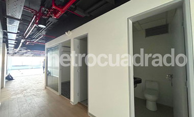 Oficina 347 m2 - Implementada - San Isidro