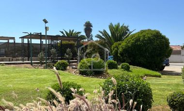 SE ARRIENDA DPTO. 2D/2B, AMOBLADO, MARZO A DICIEMBRE, CLUB OCÉANO