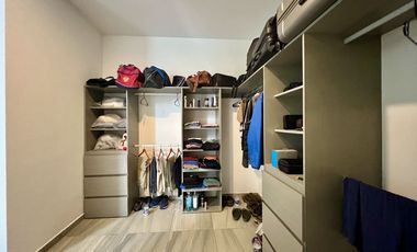 Casa de 1 planta, con alberca, en privada con amenidades.