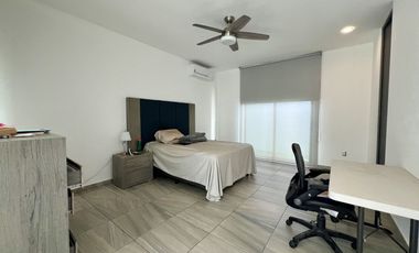 Casa de 1 planta, con alberca, en privada con amenidades.