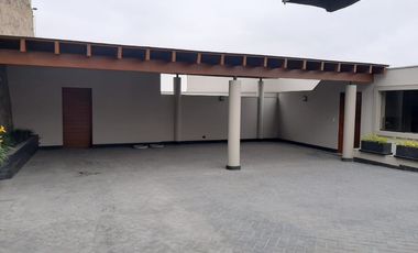 Espectacular casa en alquiler con vista panorámica, piscina y amplios espacios en Las Casuarinas