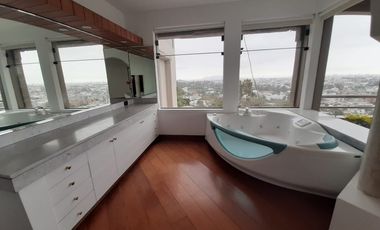 Espectacular casa en alquiler con vista panorámica, piscina y amplios espacios en Las Casuarinas