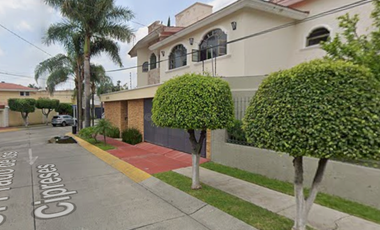VENTA DE CASA EN ZAPOPAN JALISCO COLONIA PRADOS TEPEYAC