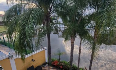 En alquiler casa full amoblada de 5 dormitorios en La Fontana, sector el Tornero, via Samborondon