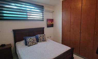 En alquiler casa full amoblada de 5 dormitorios en La Fontana, sector el Tornero, via Samborondon