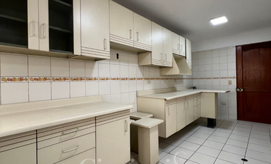 SURCO: DEPA EN VENTA EN GOLF LOS INCAS