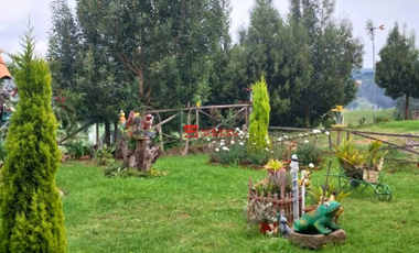 En Venta Casa De Campo DE 1890 m2 en El Sector De Tarqui