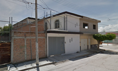 Bonita casa adjudicada en Jardines de Celaya, Celaya, Guanajuato