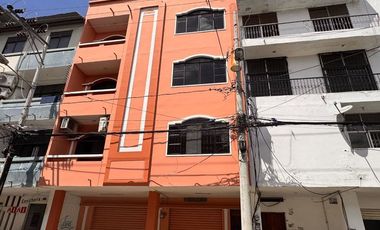 edificio de venta en zona comercial de manta