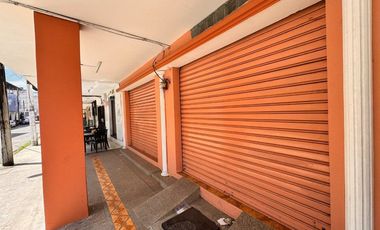 edificio de venta en zona comercial de manta