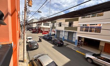 edificio de venta en zona comercial de manta