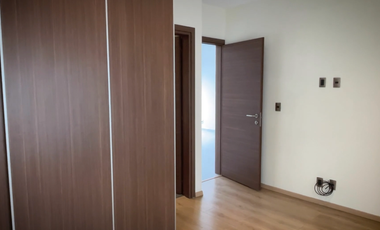 Increíble departamento con balcón en venta!