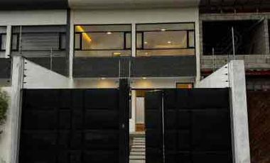 Venta Casa de 3 Dormitorios por estrenar cerca a Ruta Viva en Tumbaco