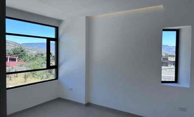 Venta Casa de 3 Dormitorios por estrenar cerca a Ruta Viva en Tumbaco