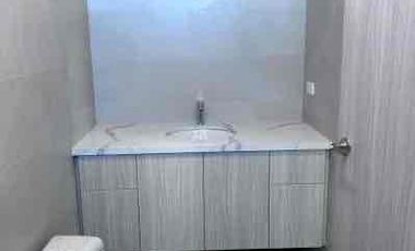 Venta Casa de 3 Dormitorios por estrenar cerca a Ruta Viva en Tumbaco