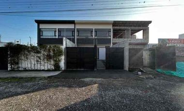 Venta Casa de 3 Dormitorios por estrenar cerca a Ruta Viva en Tumbaco