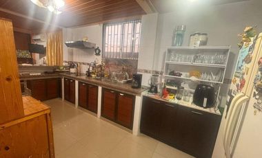 casa de venta en manta zona universitaria