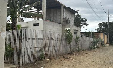 casa de venta en costa azul zona norte de manta