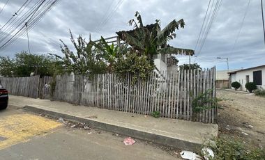 casa de venta en costa azul zona norte de manta