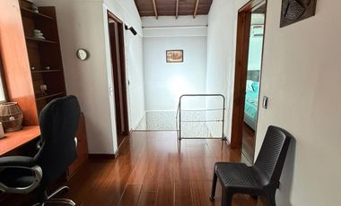 ARRIENDO CASA BIFAMILIAR - ENVIGADO