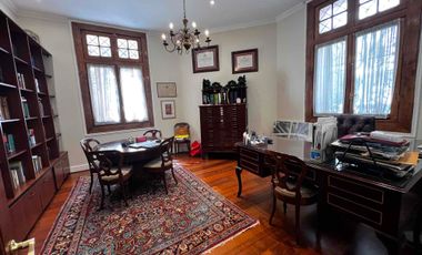 oportunidad ! casa refraccionada en el barrio Concha y Toro