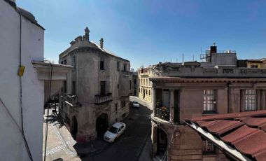 oportunidad ! casa refraccionada en el barrio Concha y Toro